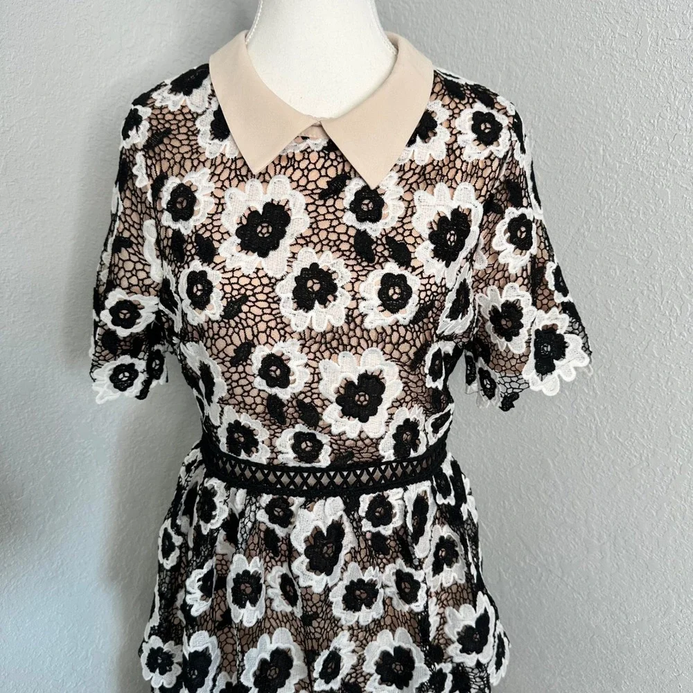 Just Me white black Floral Lace tiered Midi‎ Dress Beige Collar womens size med